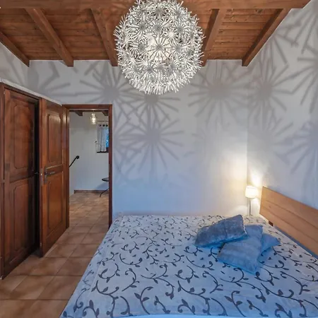 Holiday home Brilago 1